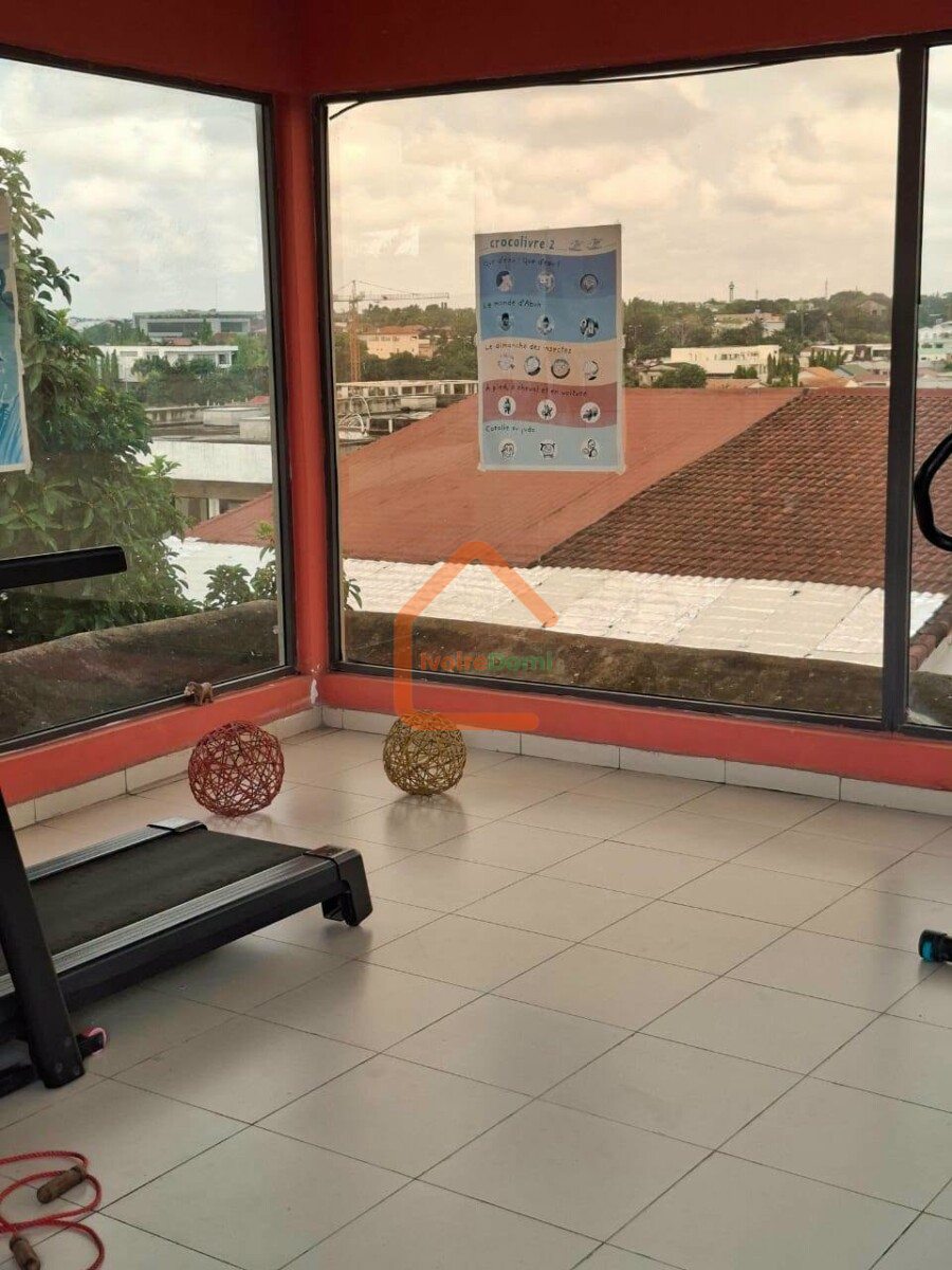 VILLA DUPLEX EN VENTE RIVIERA 3 CITE VERDOYANTE