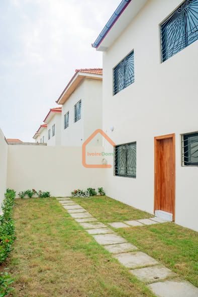 DUPLEX EN VENTE