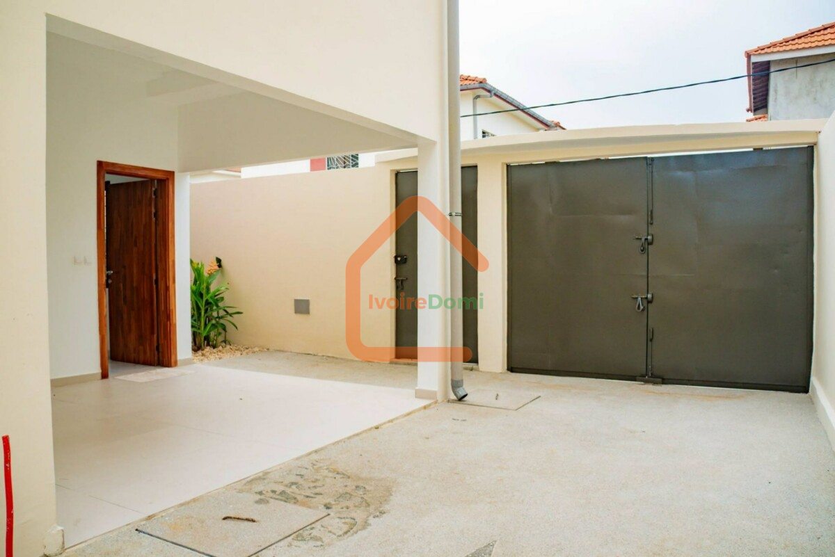 DUPLEX EN VENTE