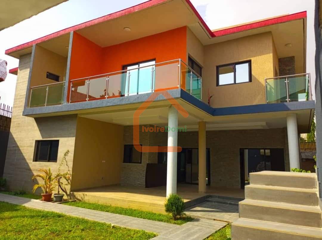 EN VENTE Villa Duplex de 10 pièces M’BADON AMBASSADE DE CHINE