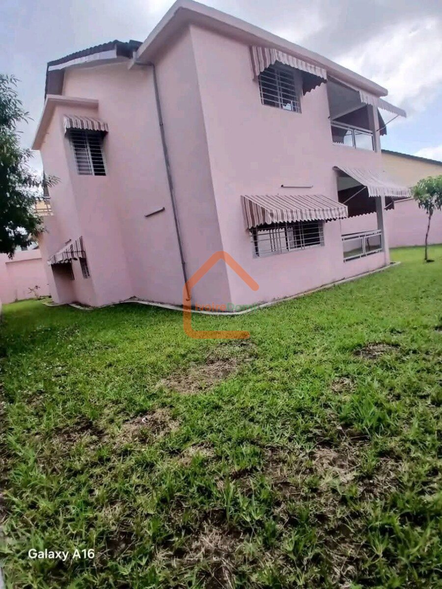VILLA EN VENTE A ANGRE CHU