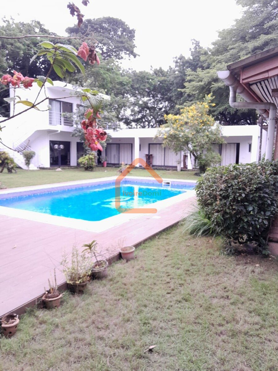 🏠DUPLEX 4 PIÈCES EN LOCATION accès totalement bitumé 📍BINGERVILLE CITÉ LAURIER 5 PIÈCES DISPON