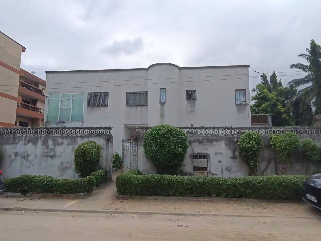 Villa duplex de 13 PIÈCES