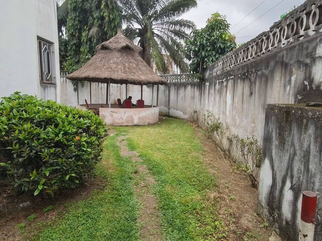 Villa duplex de 13 PIÈCES