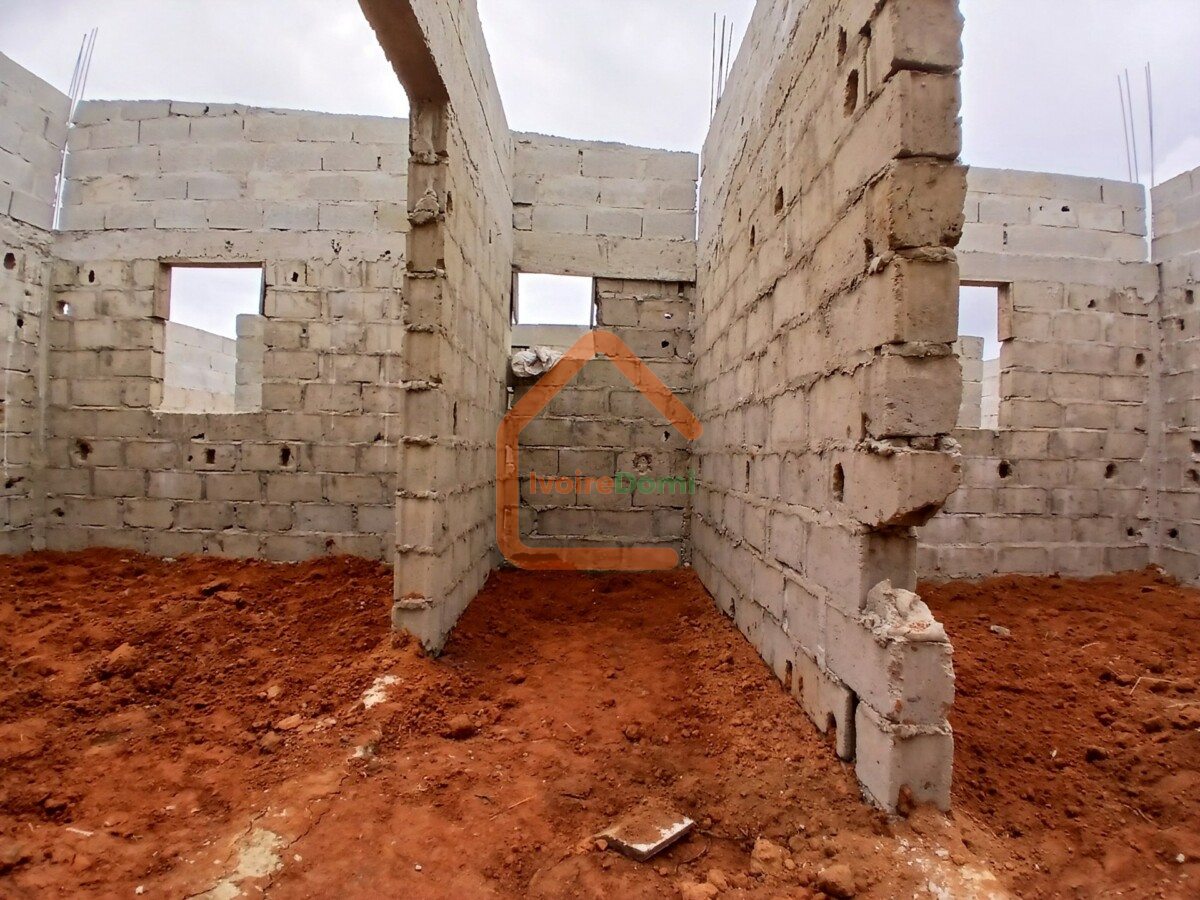 VILLA 03 PIECES AVEC CHAMBRE AUTONOME SUR 150 M² / PROJET VEFA A BINGERVILLE