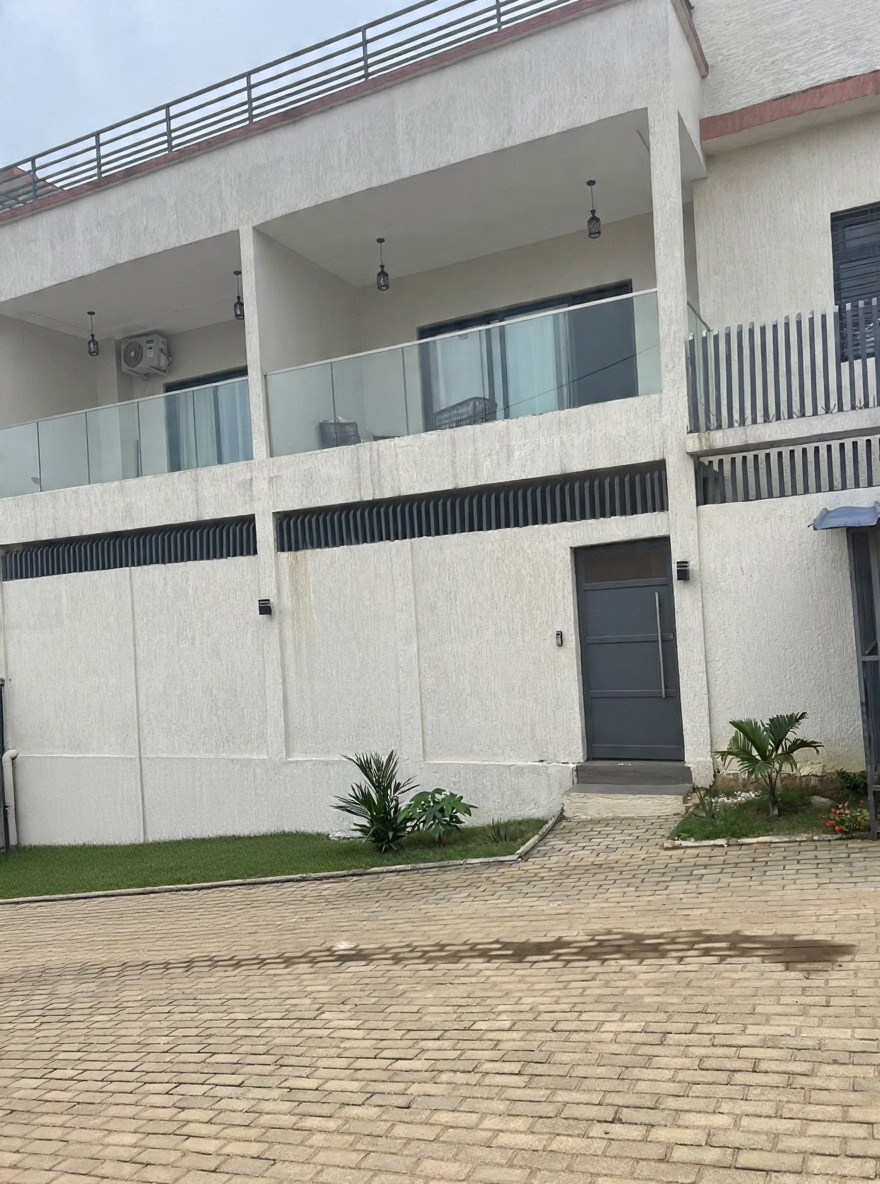 Villa duplex de 7 pièces