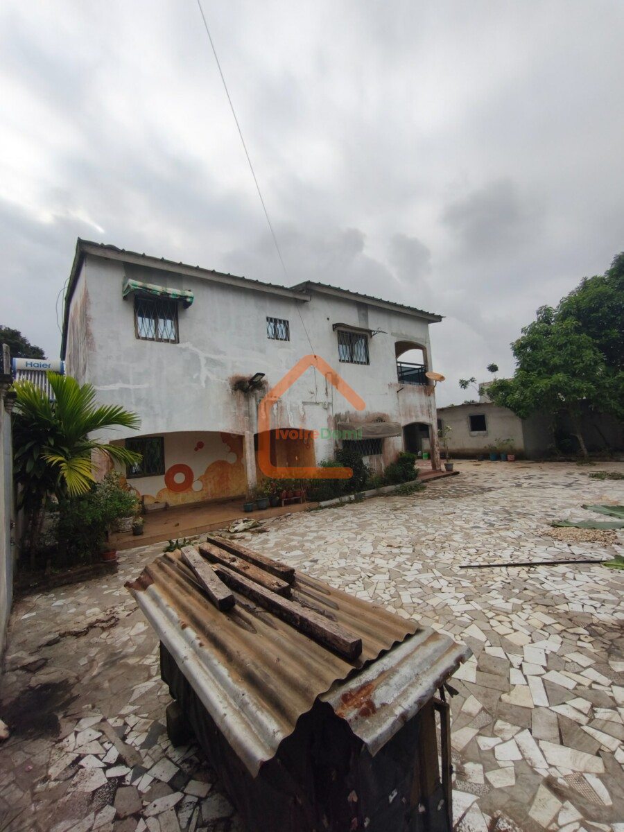 Villa 6 pieces à vendre à Bingerville