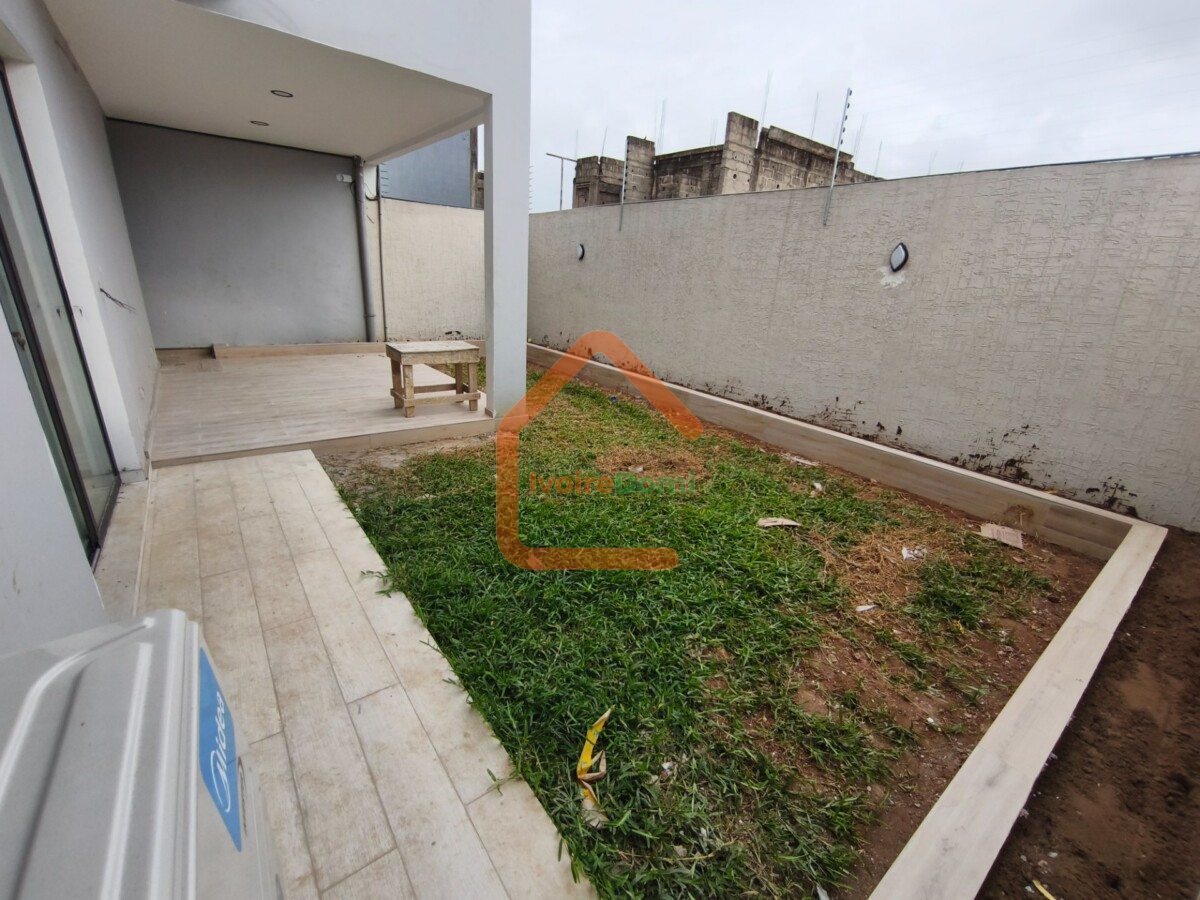 VILLA DUPLEX 6 PIECES EN VENTE BINGERVILLE