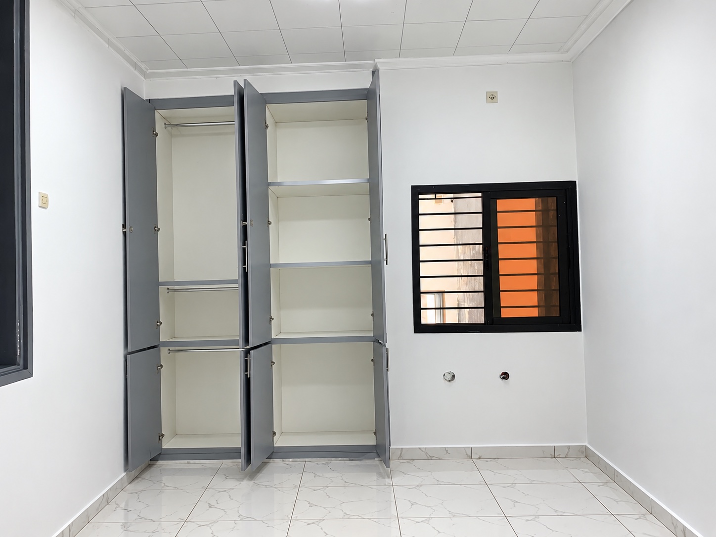 À LOUER – APPARTEMENT 3 PIÈCES À COCODY ABATTA
