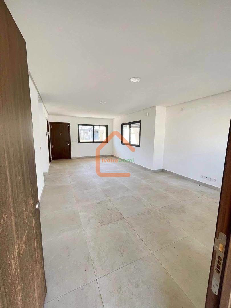 DUPLEX EN VENTE