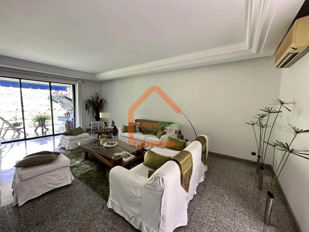VILLA BASSE EN VENTE