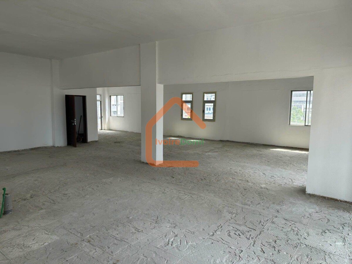 IMMEUBLE EN VENTE
