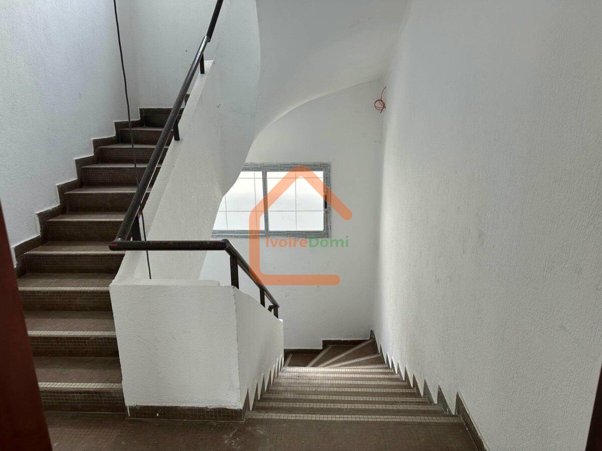 IMMEUBLE EN VENTE