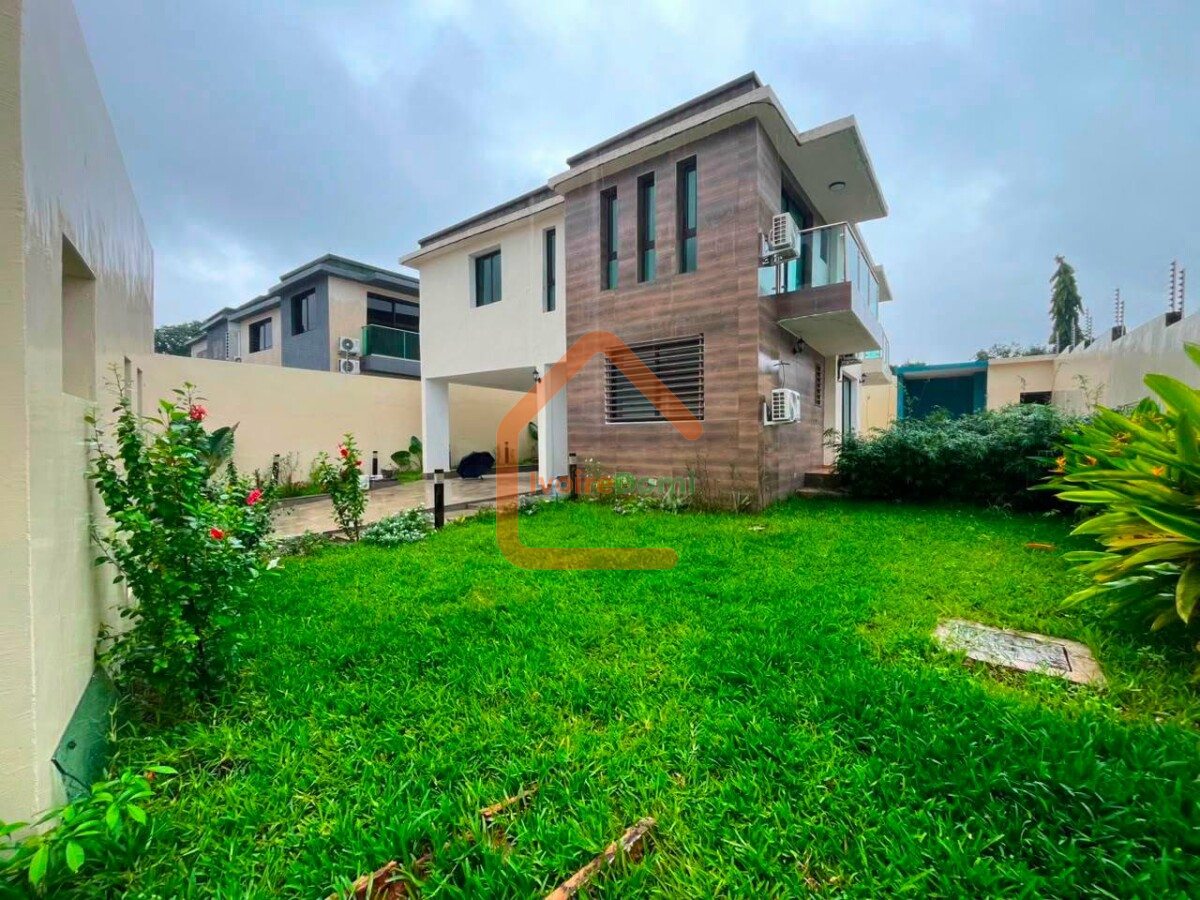 VILLA NEUVE EN LOCATION