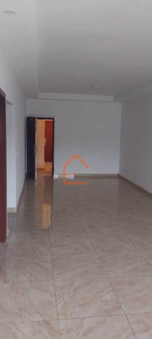APPARTENT EN LOCATION