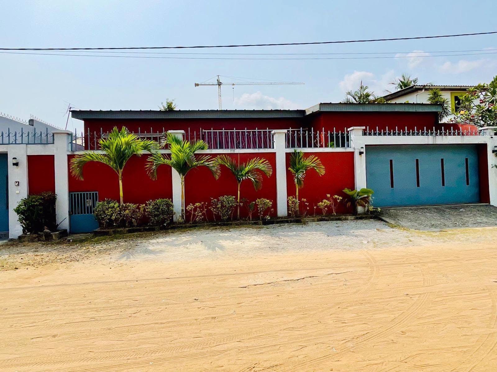 VILLA BASSE EN VENTE