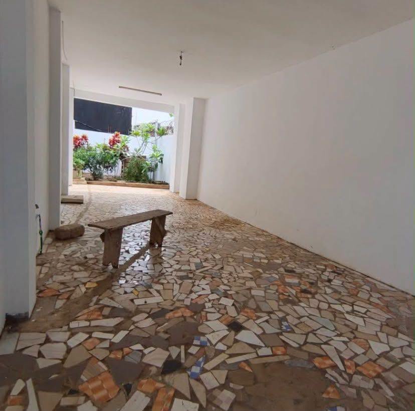 VILLA BASSE EN VENTE