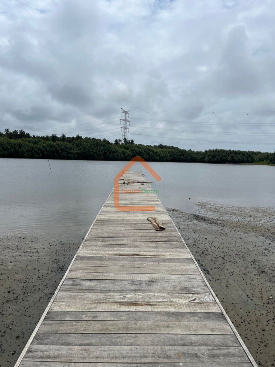 Terrain en vente à la baie des milliardaires