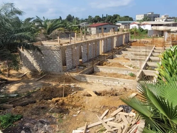 Complexe hôtelier à dabou à céder