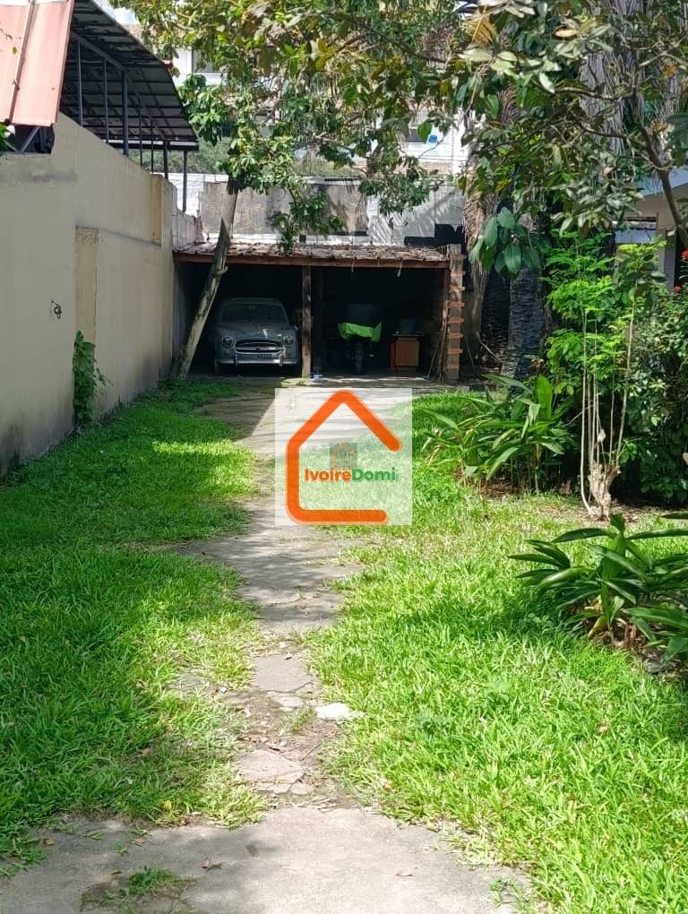 Villa 4 PIÈCES en vente Marcory Résidentiel (Abidjan Côte d’Ivoire)
