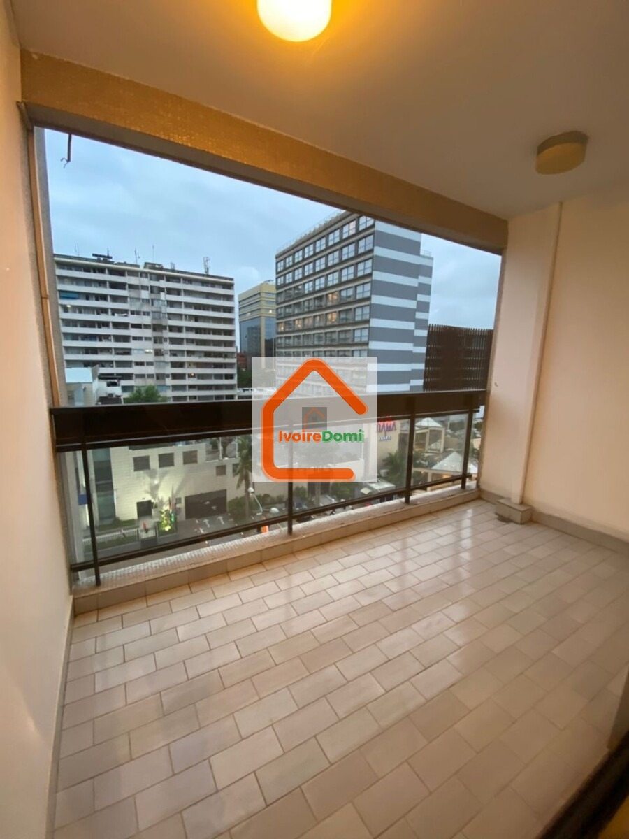 Appartement en location au plateau à 1.5 millions /mois -3 chambres .