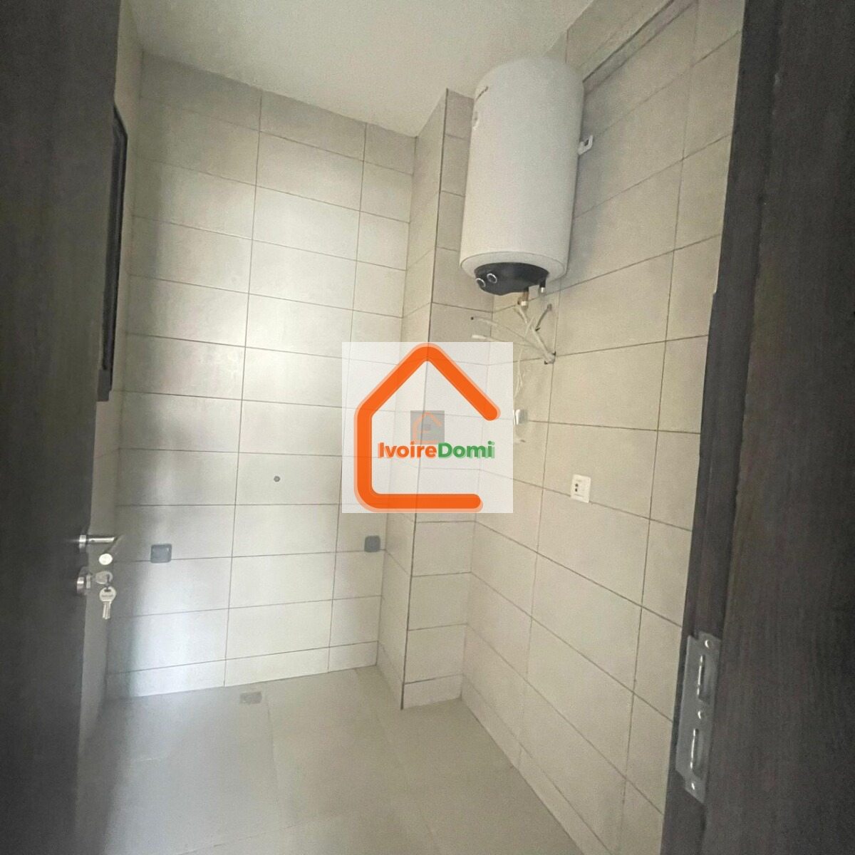 En location nouvel appartement riviera palmeraie Appartement de 03 pièce bon standing