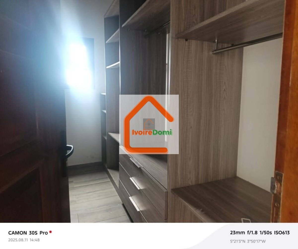 ✅*MAISON EN VENTE* ✅*BINGERVILLE PALAIS* ✅*CITÉ BACID* Pour cause de départ.