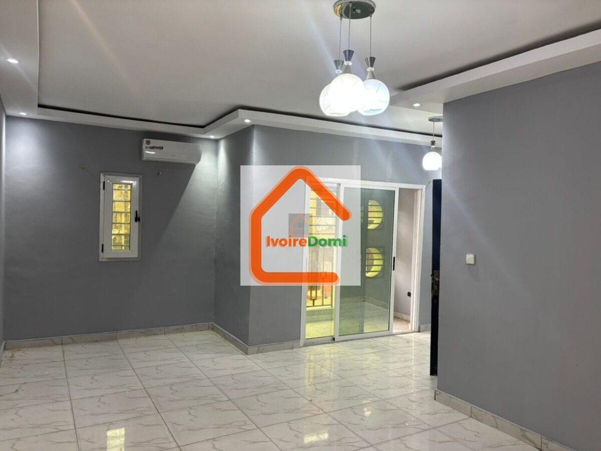Disponible à angré nouveau chu Nouvelle construction Un duplex de 5p 4 chambres