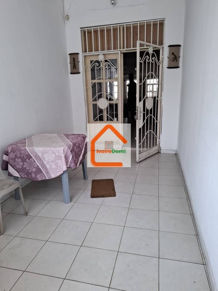 *EN VENTE* *RIVIERA PALMERAIE ROSIER PROGRAMME 2 EN FACE DU 35 EM ARRONDISSEMENT