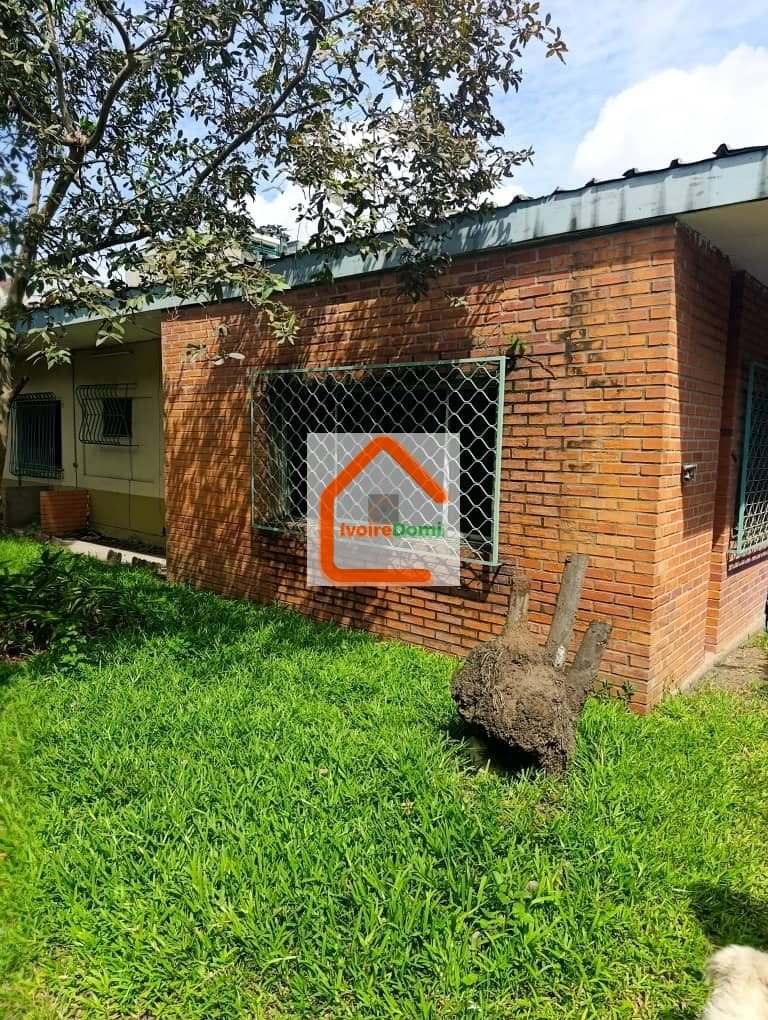 Villa 4 PIÈCES en vente Marcory Résidentiel (Abidjan Côte d’Ivoire)