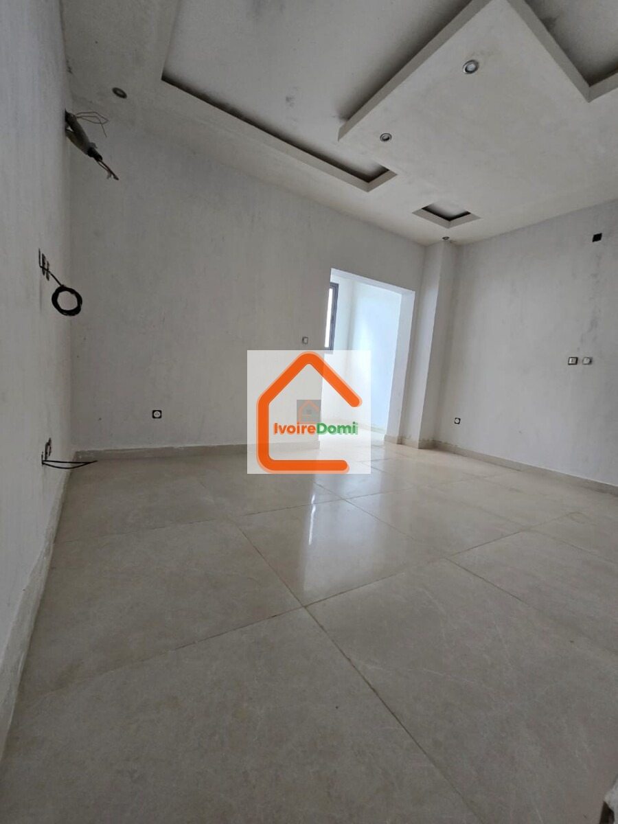 Nous mettons en location plusieurs appartements très hauts de gamme dans un immeuble