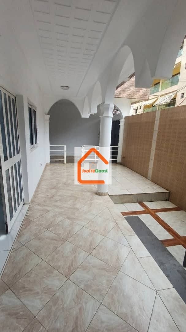 🏡 À LOUER – Spacieuse Villa Appartement de 4 pièces à Angré Nouveau CHU ! 🌿