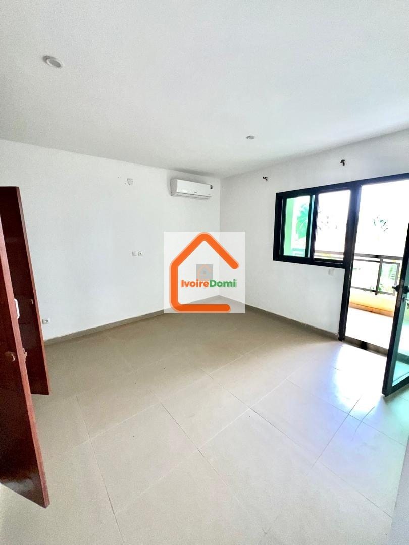 *BASSAM MOCKEYVILLE 📍* Mise en vente d’une magnifique villa haut standing de 06 pièces