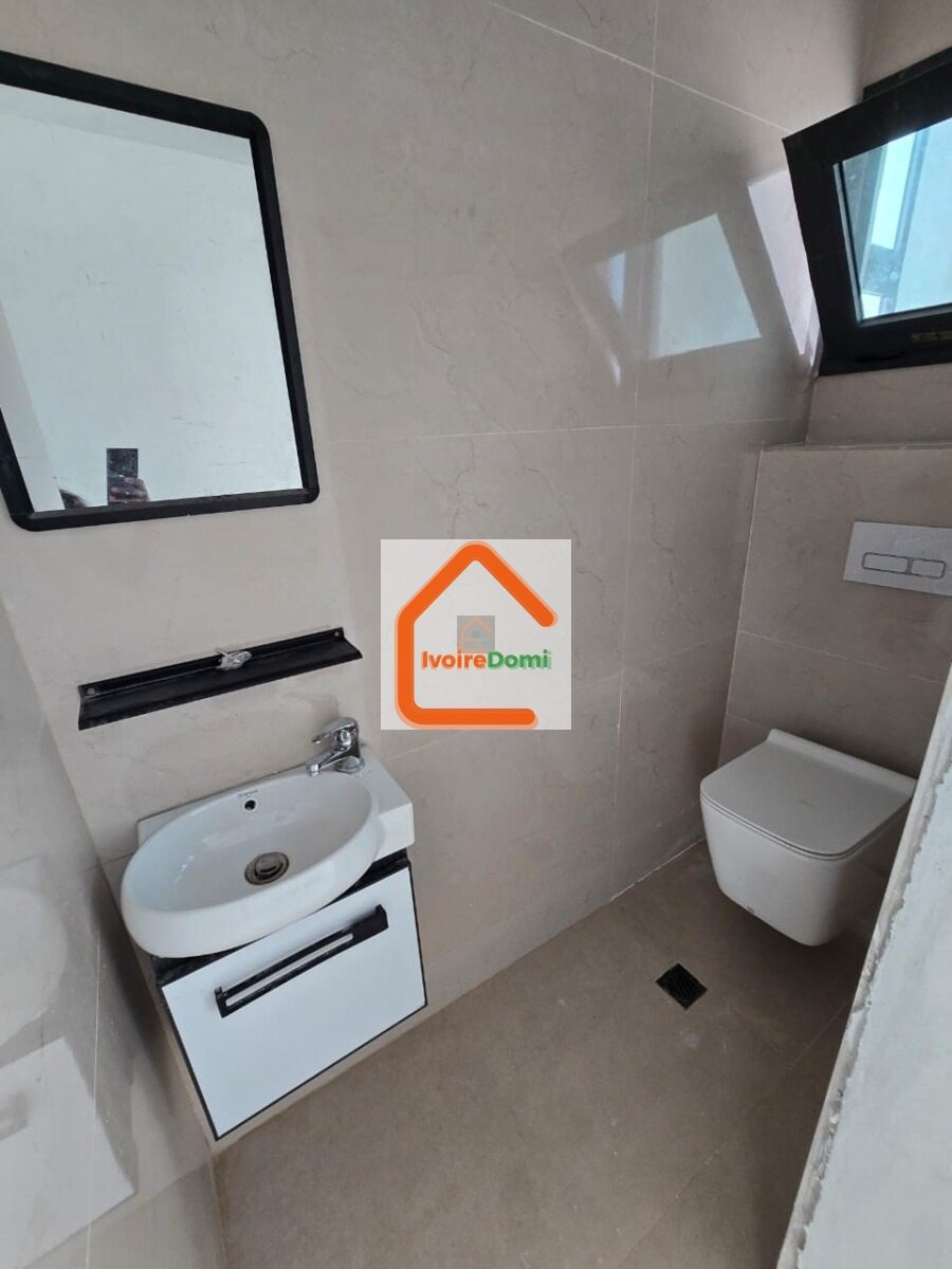 Nous mettons en location plusieurs appartements très hauts de gamme dans un immeuble