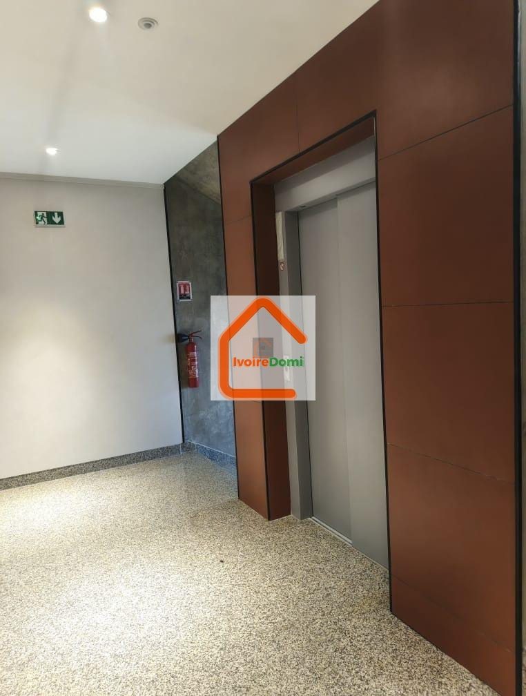 EN LOCATION UN APPARTEMENT 5 PIÈCES HAUT STANDING 📍Abidjan Zone 4 A Proximité de cap Sud