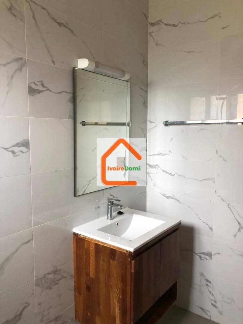 Duplex haut standing à louer sur grand bassam Grand Bassam mockey ville citydia DUPLEX 5