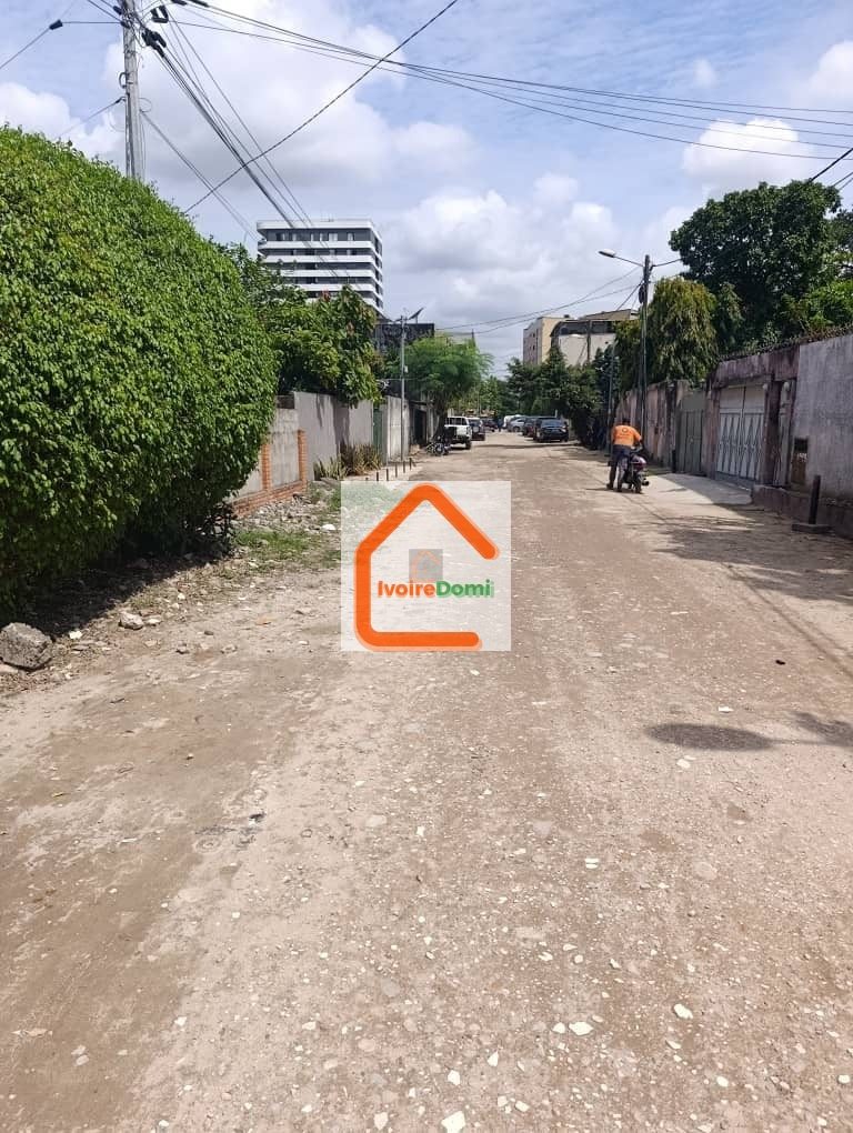 Villa 4 PIÈCES en vente Marcory Résidentiel (Abidjan Côte d’Ivoire)