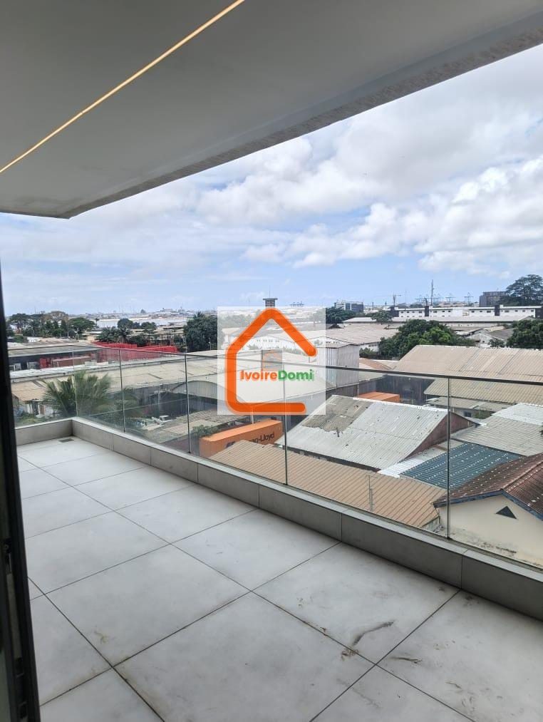 EN LOCATION UN APPARTEMENT 5 PIÈCES HAUT STANDING 📍Abidjan Zone 4 A Proximité de cap Sud