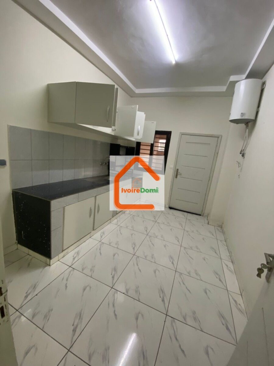 Duplex 5 pièces autonomes avec un garage de 3 voitures 🚗🚗🚗 balcon dans la chambre
