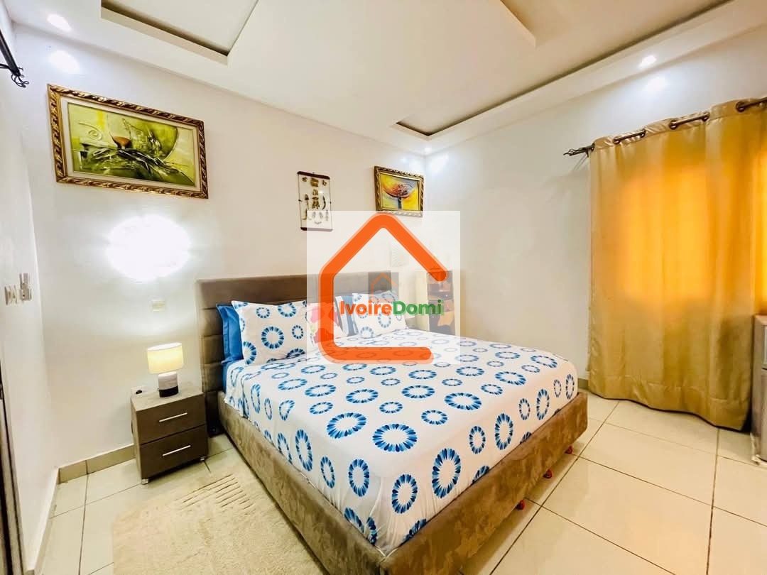 À VENDRE UNE SUBLIME VILLA DE 05 PIÈCES + UNE INDÉPEND