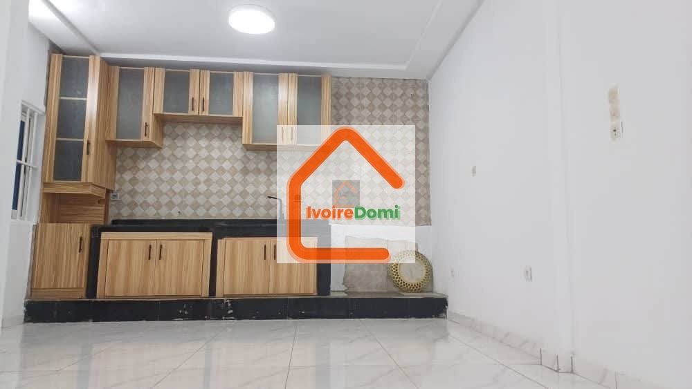 🏡 À LOUER – Spacieuse Villa Appartement de 4 pièces à Angré Nouveau CHU ! 🌿