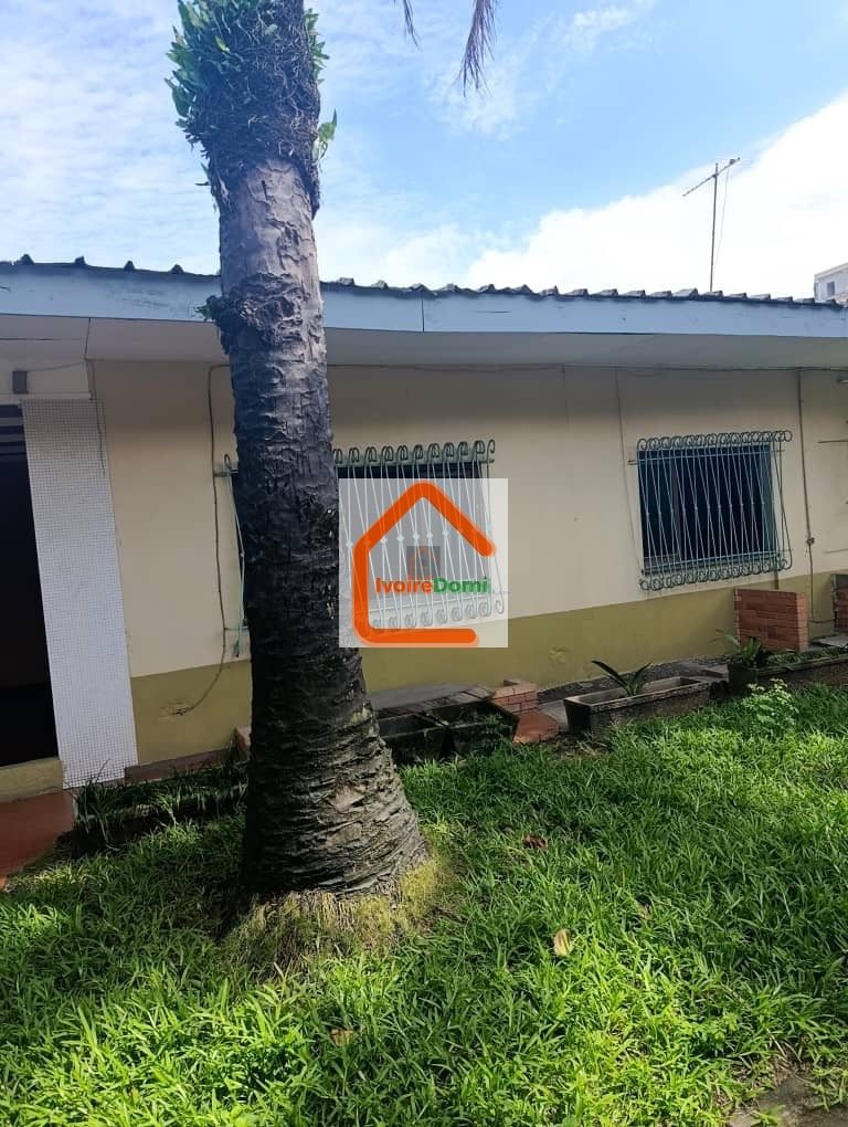 Villa 4 PIÈCES en vente Marcory Résidentiel (Abidjan Côte d’Ivoire)