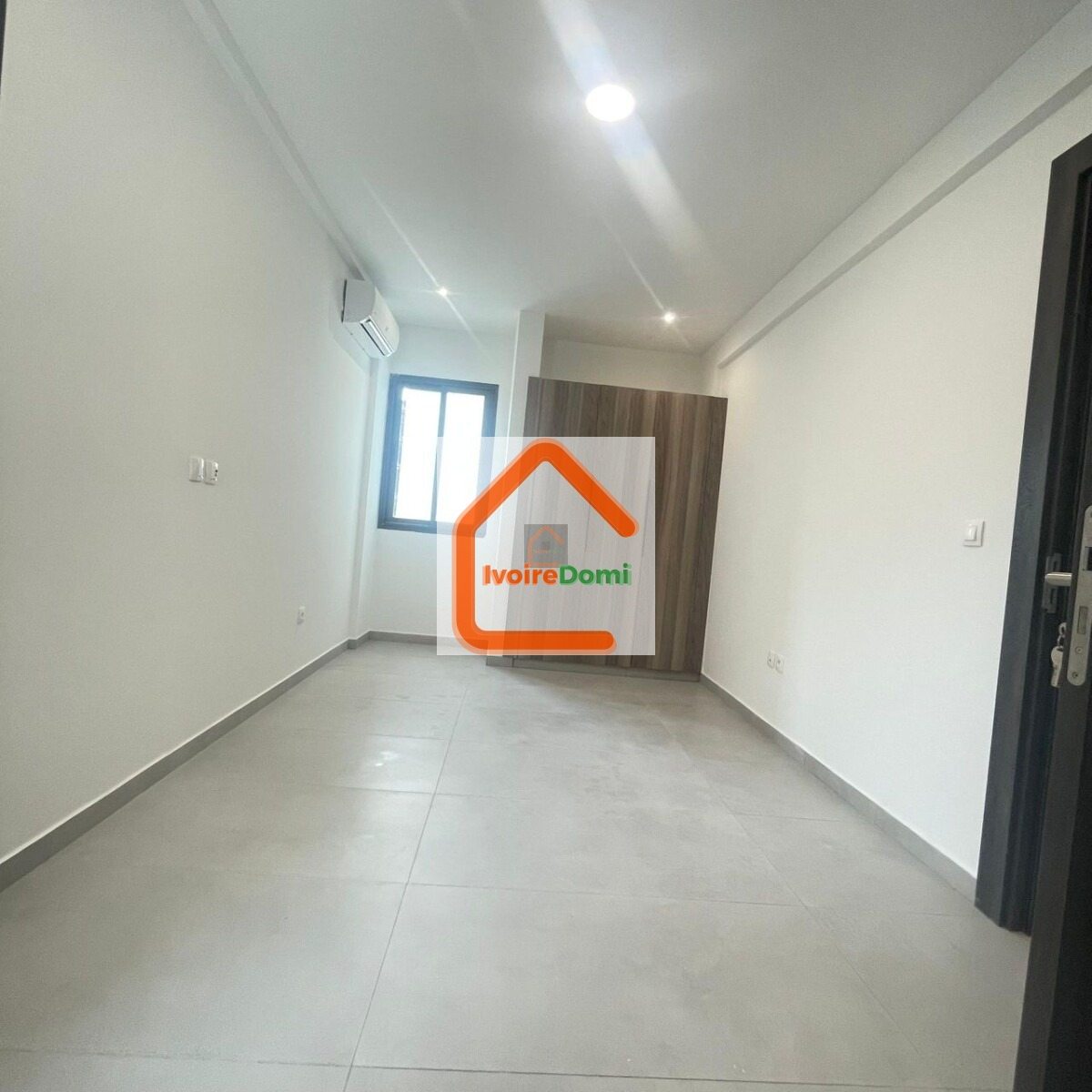 En location nouvel appartement riviera palmeraie Appartement de 03 pièce bon standing