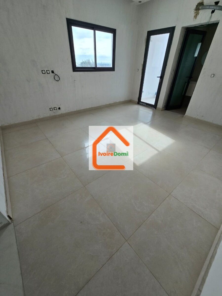 Nous mettons en location plusieurs appartements très hauts de gamme dans un immeuble