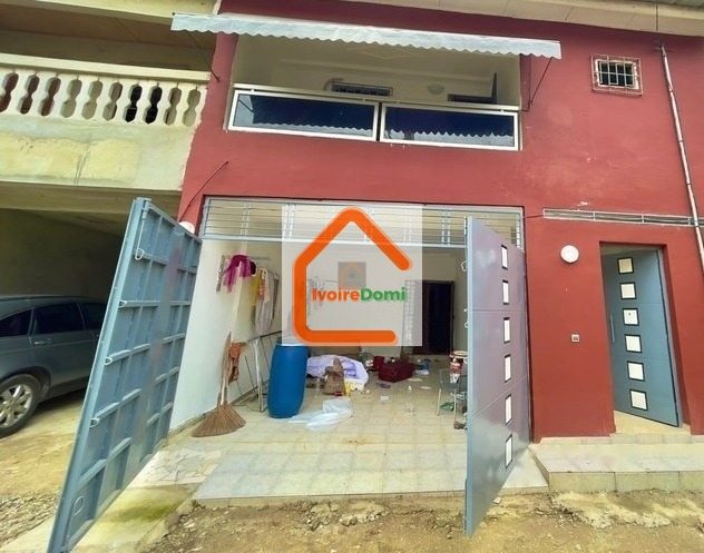 Location villa duplex 4 pièces à Cocody-angré