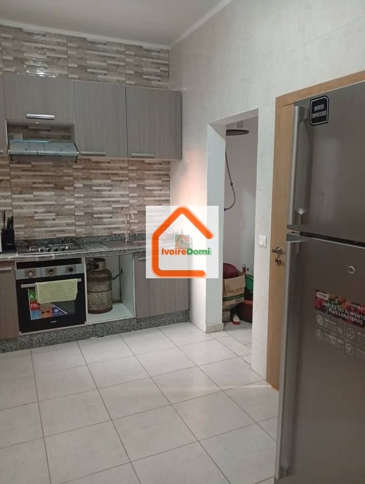 Location appartement COCODY 7eme tranche