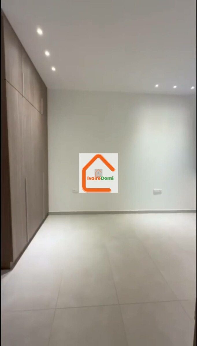 À louer appartement 4 pièces haut standing à marcory zone 4