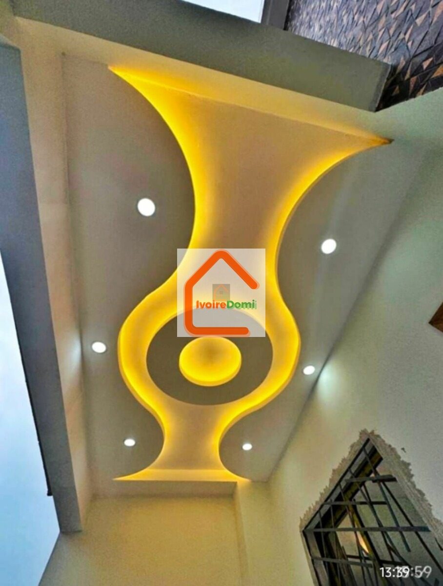 Une somptueuse villa duplex de 6 pièces à Cocody Riviéra Faya