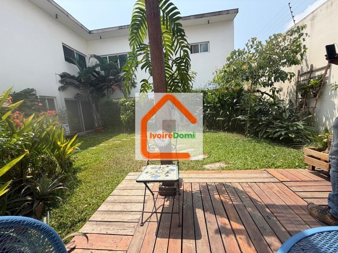 LOCATION, Riviera 04 – Synacassci 2, Une belle duplex de 05 pièces