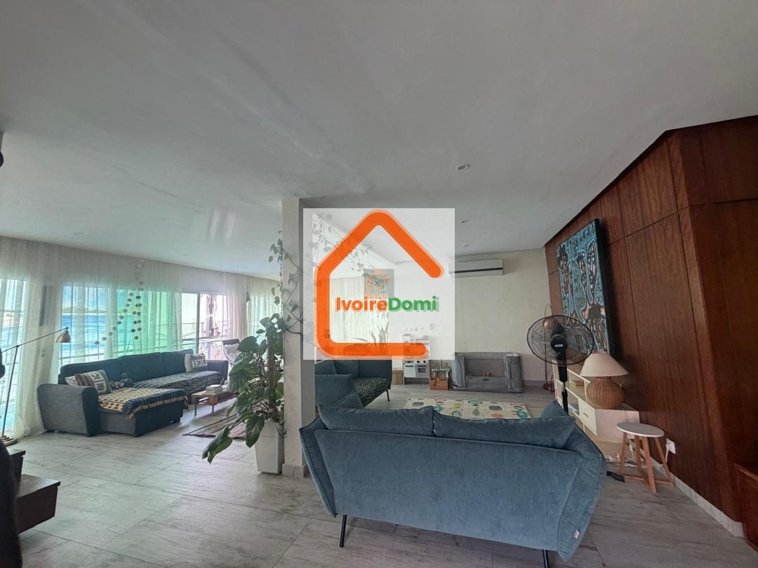 LOCATION, Riviera 04 – Synacassci 2, Une belle duplex de 05 pièces